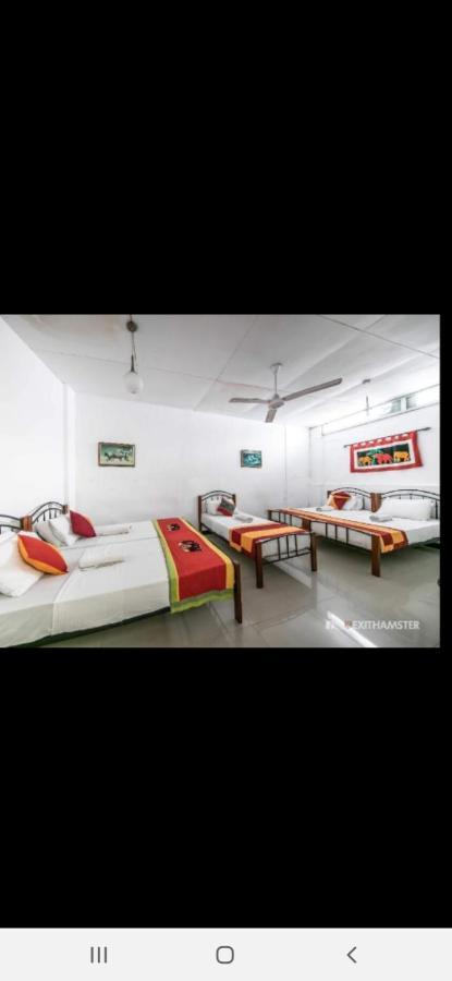 Charlton Kandy City Rest Room photo