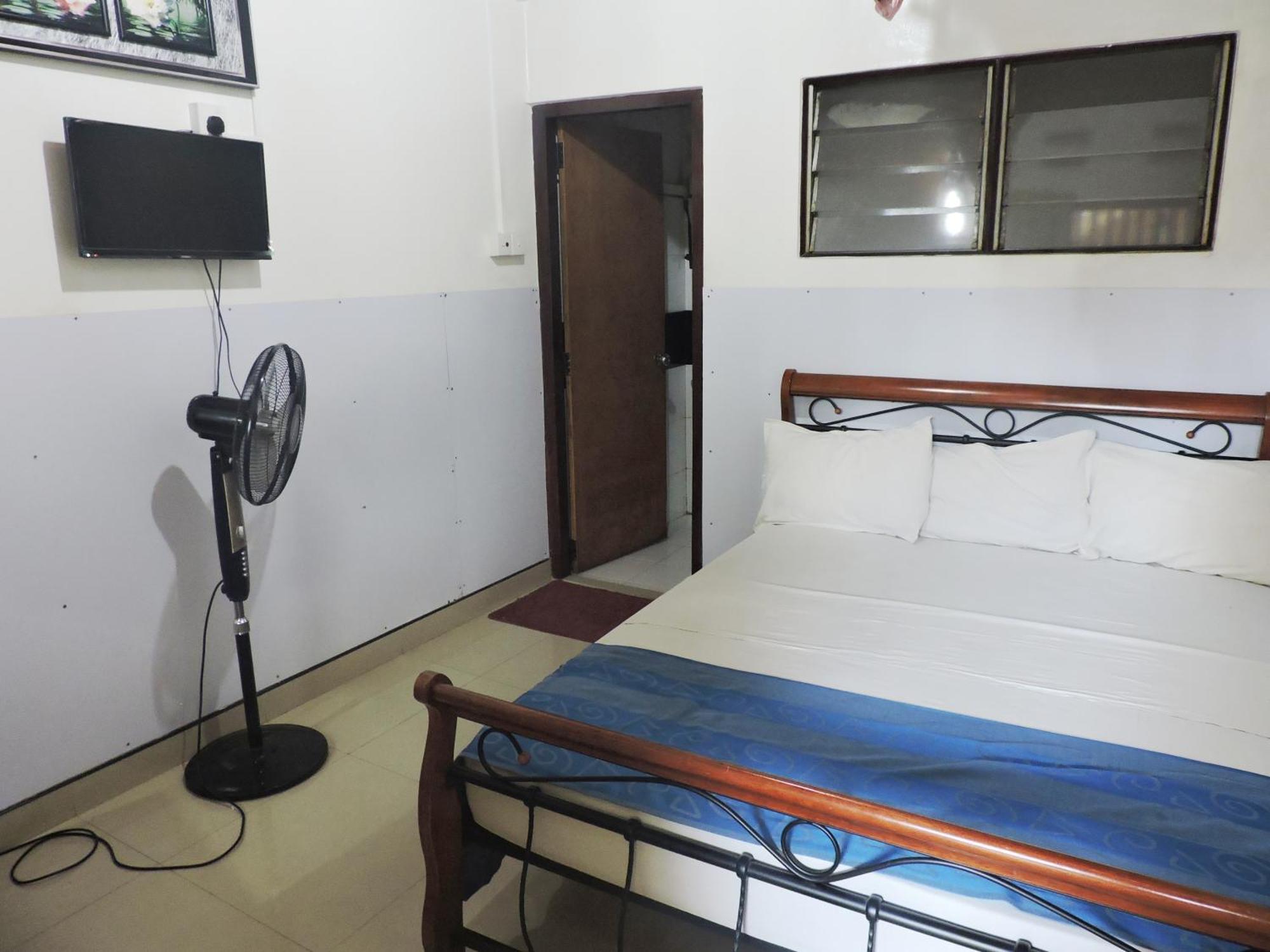 Charlton Kandy City Rest Room photo